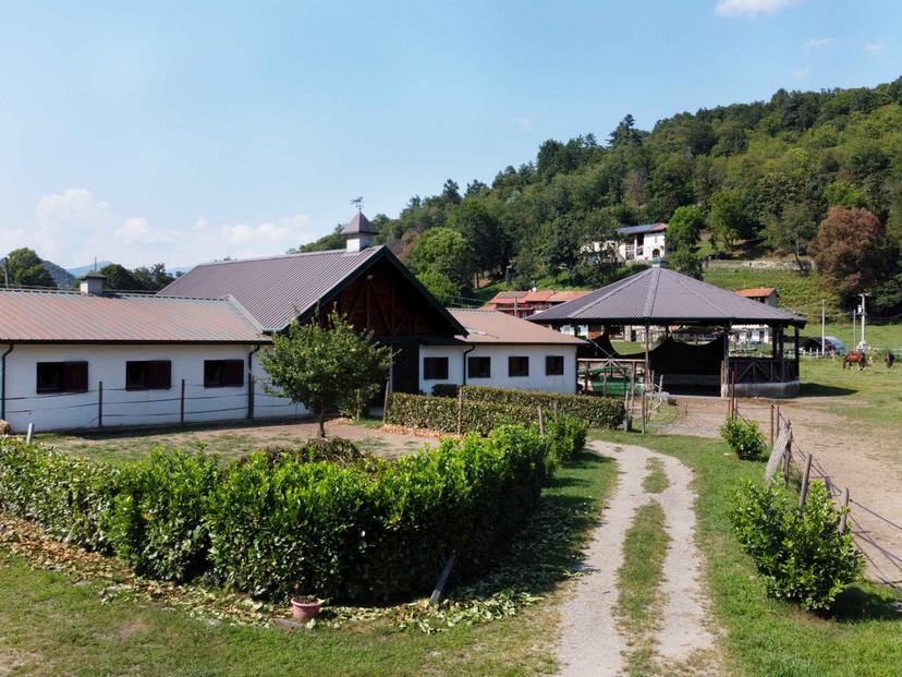 Villa in Regione Monte Oro 7, Ameno — foto 3 di 5