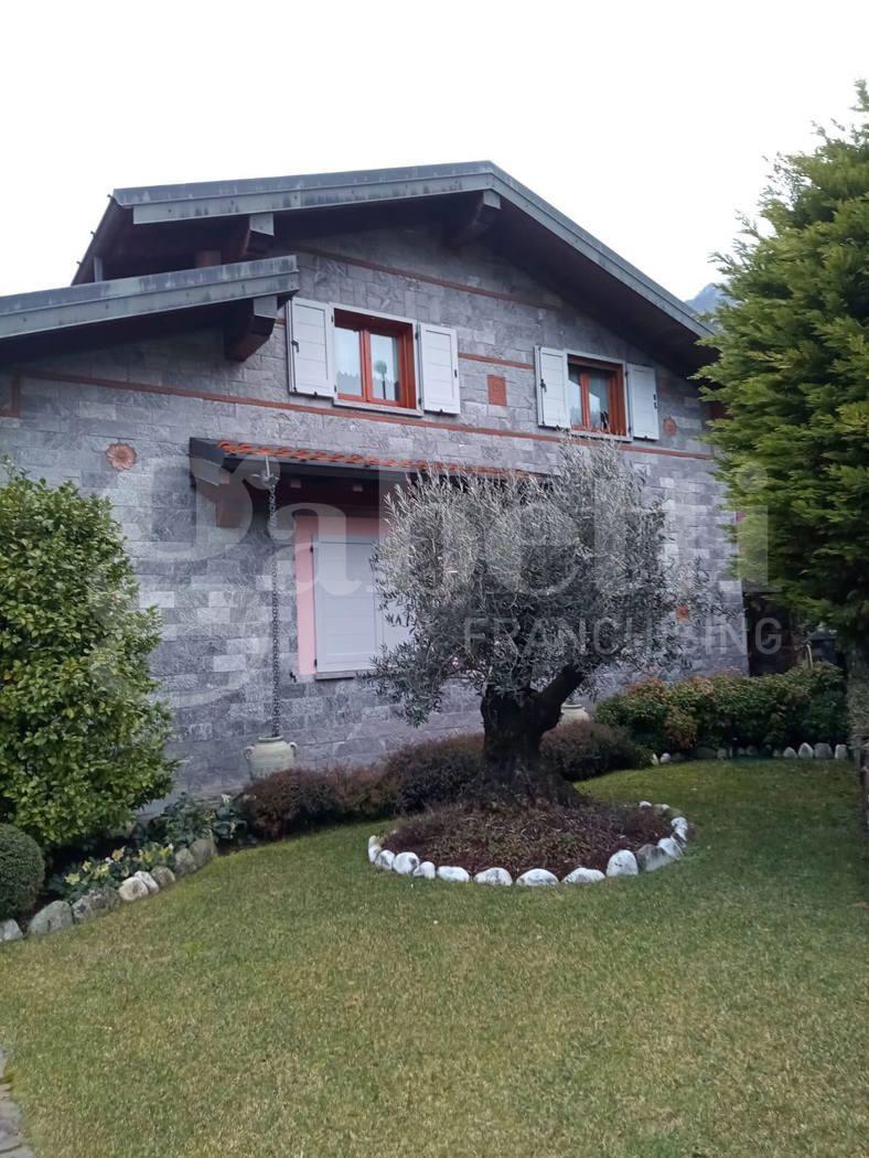 Villa in Via Ponte Oscuro Snc, Asso — foto 4 di 5