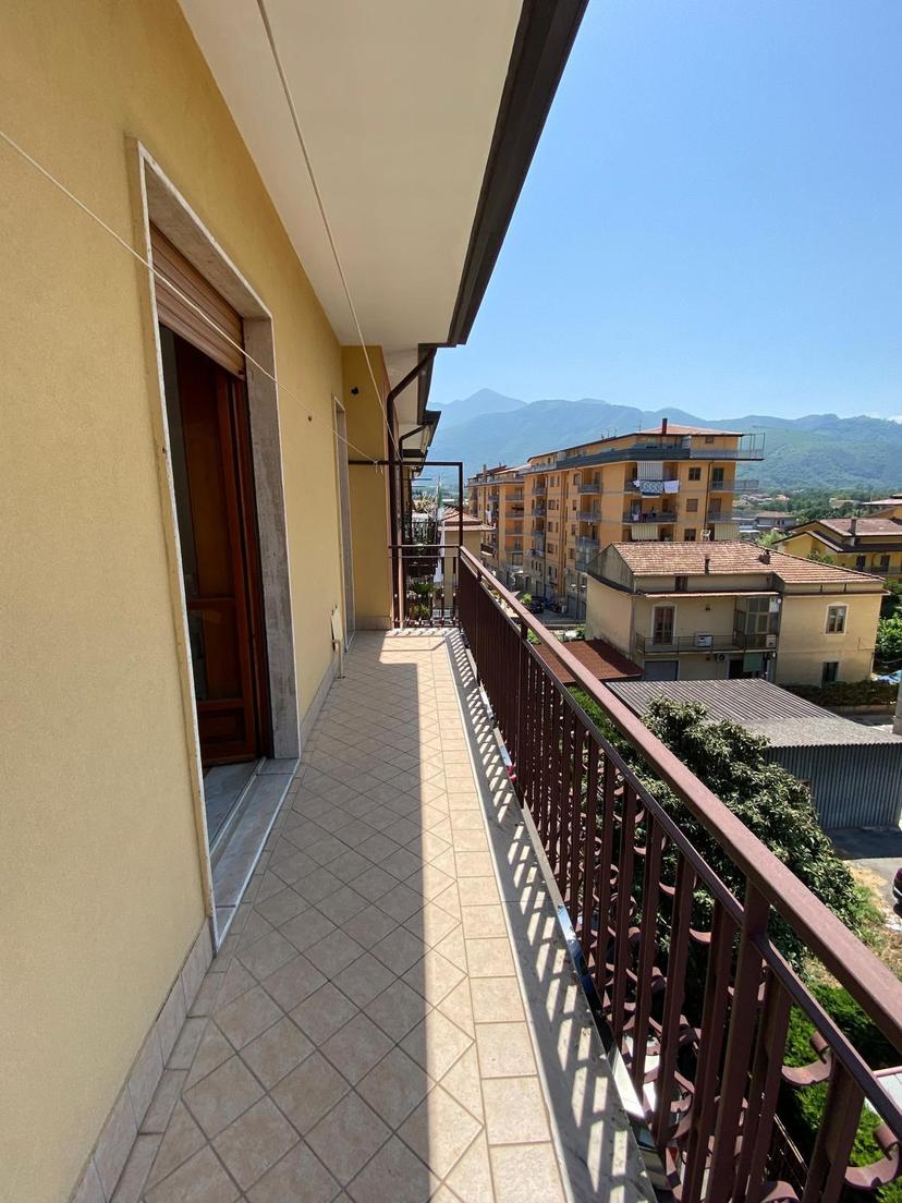Appartamento in Via Roma 35, Montoro — foto 2 di 5