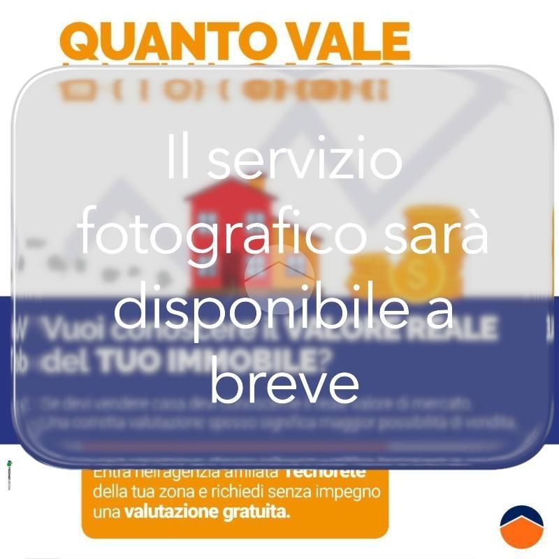 Trilocale in Via Mirandola 1, Roma