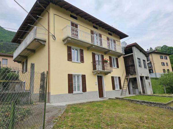 Villa plurifamiliare in Via Giovanni Busi Cariani 6, San Giovanni Bianco — foto 4 di 5