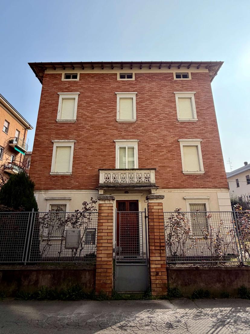 Villa in Via col di Lana 36, Reggio nell'Emilia — foto 5 di 5