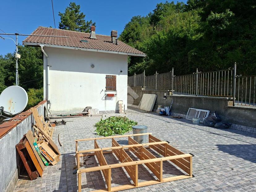 Casa indipendente in Frazione Noceto 34, Vobbia