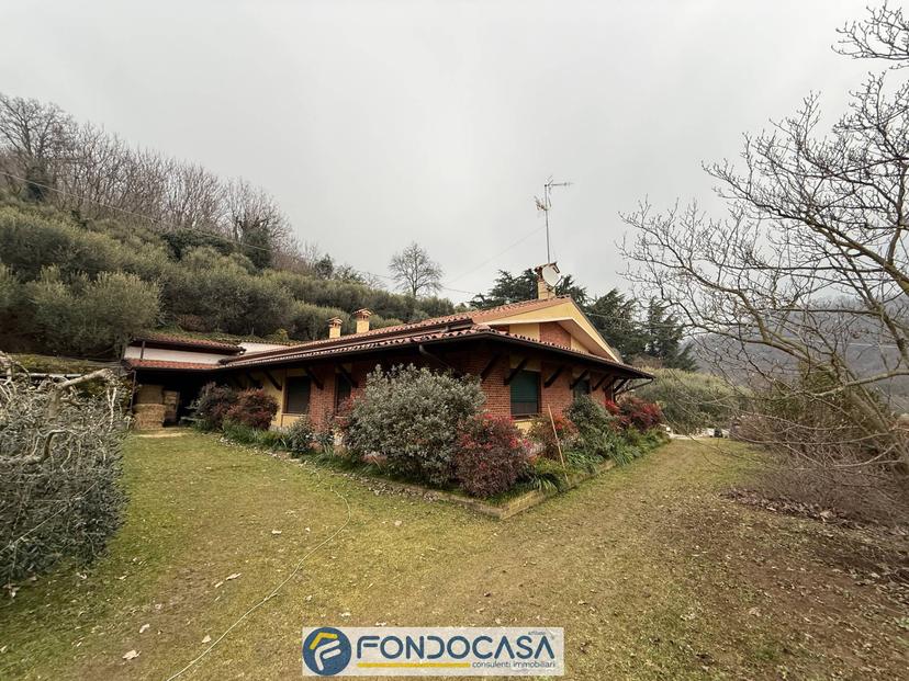 Villa in Via XXV Aprile 22, Provaglio d'Iseo — foto 2 di 5