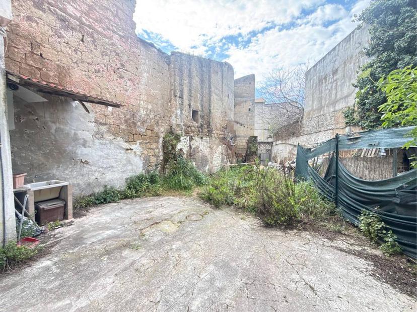 Casa indipendente in Via Francesco Daniele 7, Caserta — foto 2 di 5