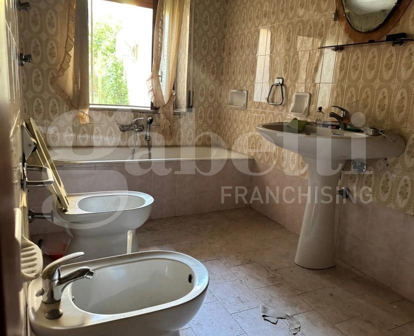 Quadrilocale in Via Pietra Grassa, Piana di Monte Verna — foto 4 di 5