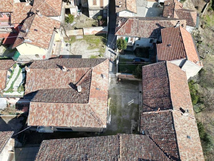 Casa indipendente in Via Vassalli 17, La Morra — foto 4 di 5