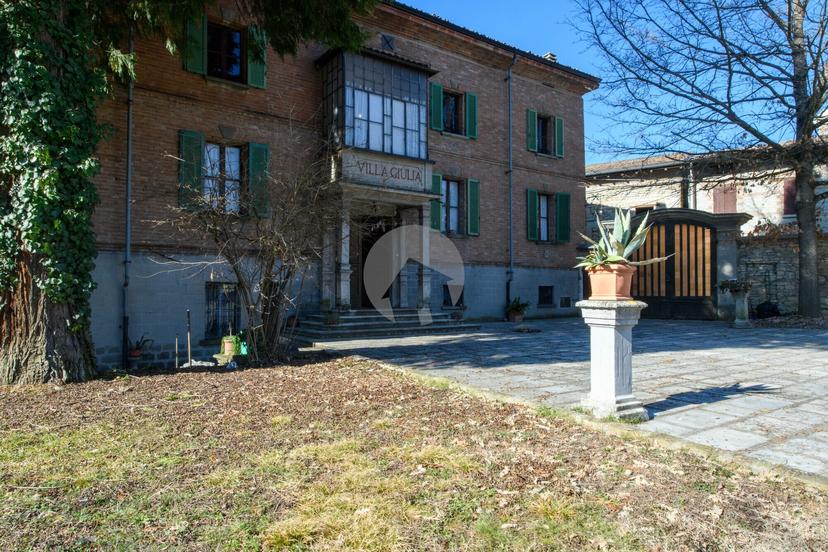 Casa indipendente in Via Giovanni Manenti 15, Vetto