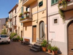 Trilocale in Via Umberto I 47, Piansano
