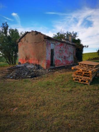 Casa colonica in Via San Gabriele 1, Ostra — foto 2 di 5