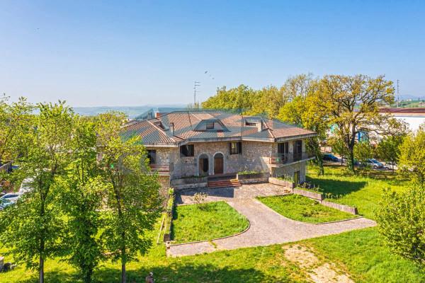 Appartamento in villa in Via Giovanni Pascoli, Massa Martana