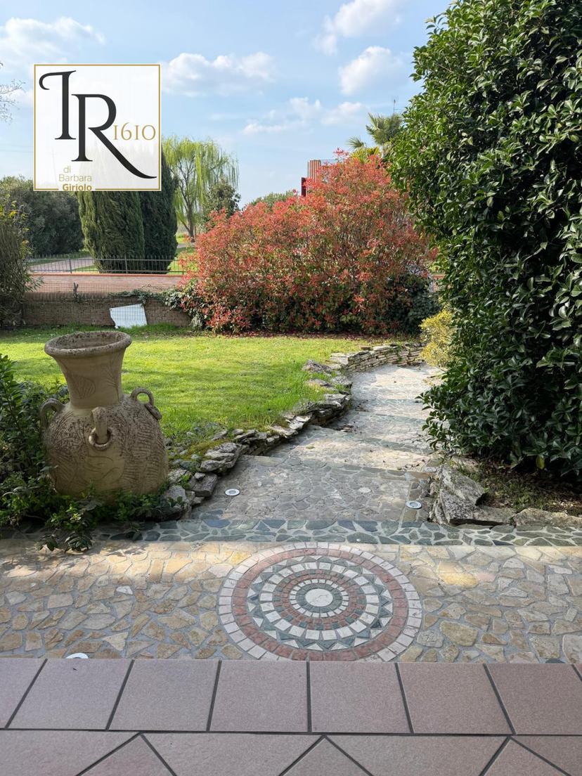 Villa, Giacciano con Baruchella — foto 4 di 5
