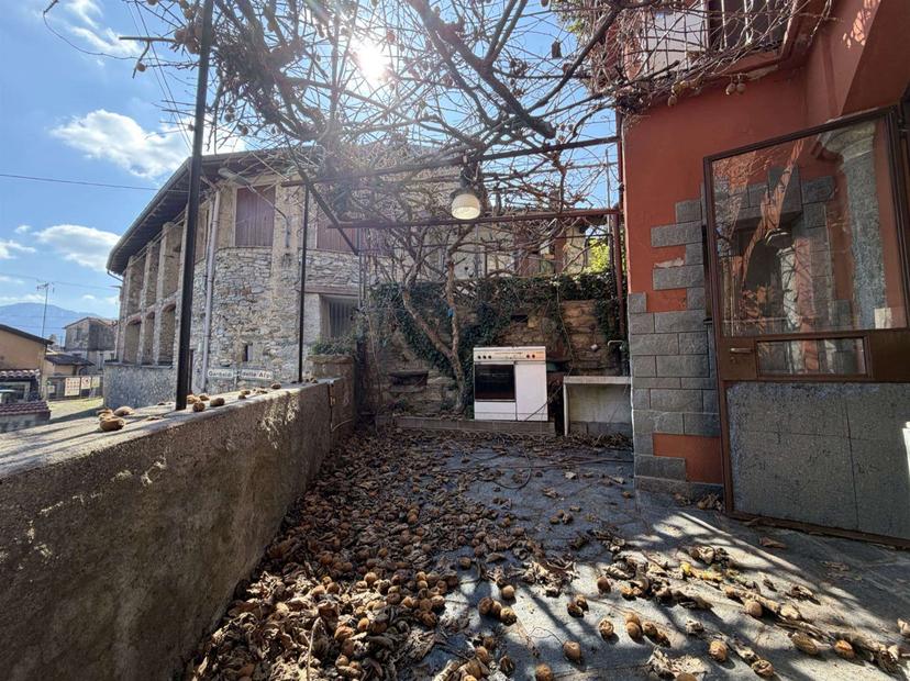 Terratetto in Via per Canale, Duno — foto 2 di 5