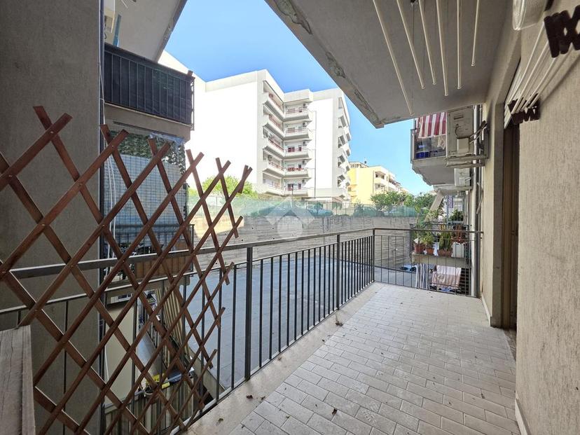 Trilocale in Diramazione Quarta Via Ciccarello 12, Reggio di Calabria — foto 5 di 5
