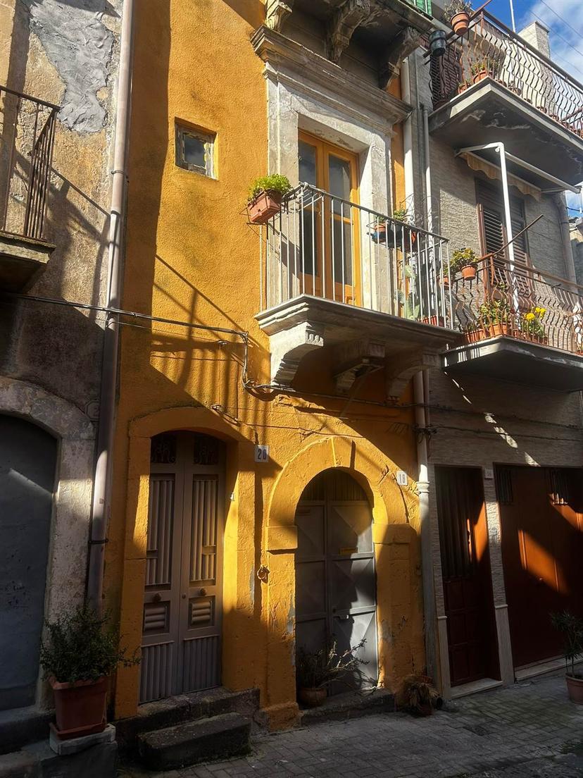 Casa indipendente in Via Raffaello Sanzio, Militello in Val di Catania — foto 3 di 4