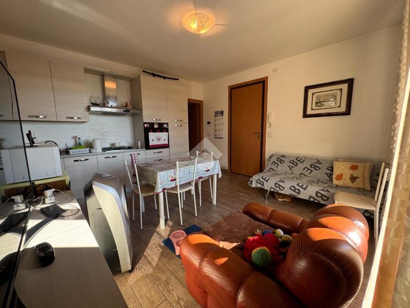 Trilocale in Via Apsella 24, Montelabbate — foto 3 di 5