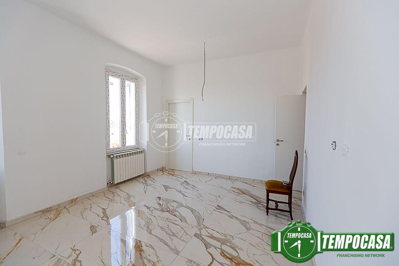 Quadrilocale in Via IV Novembre, Soresina