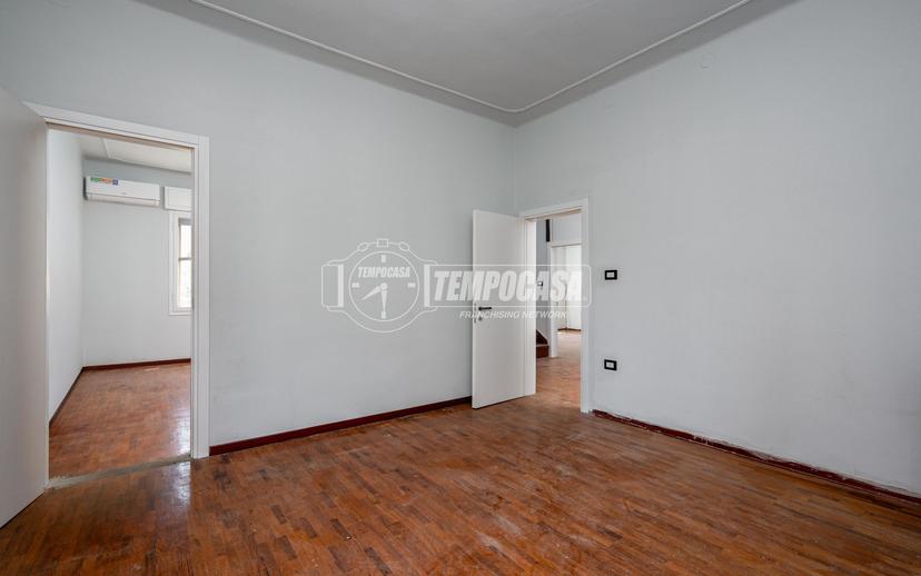 Villa a schiera in Via Antonio Veneri, Reggio nell'Emilia — foto 3 di 5