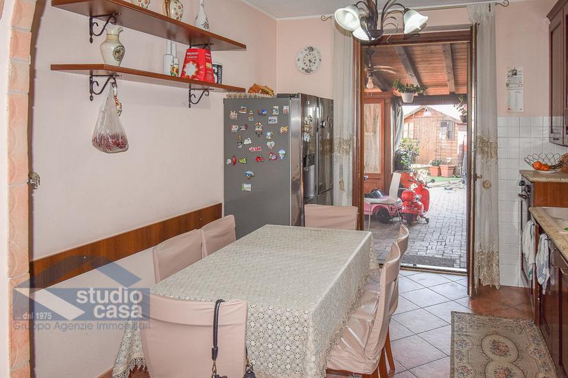 Villa a schiera in Via XXV Aprile 11, Corte Palasio — foto 4 di 5