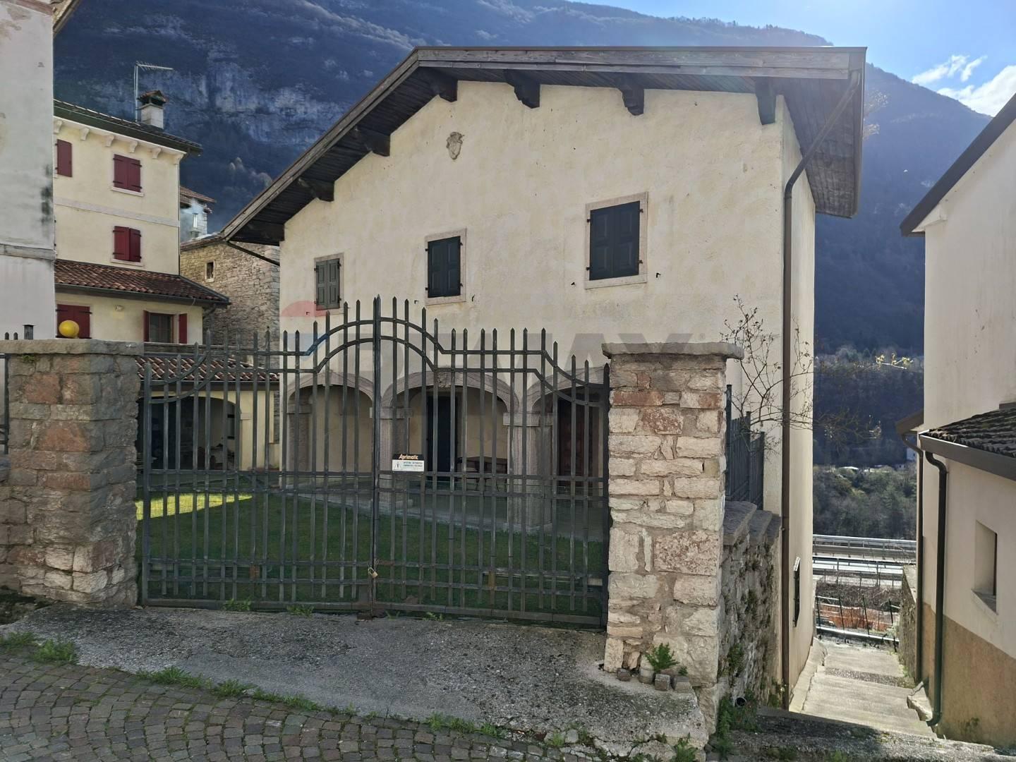 Casa indipendente in Via Giovanni Uberti 2, Longarone