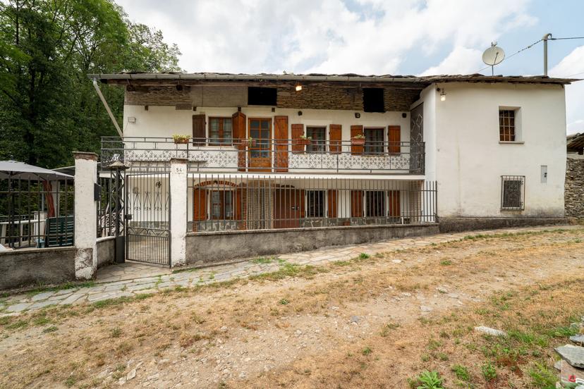 Porzione di casa in Via Lungaserra 54, Barge — foto 2 di 5