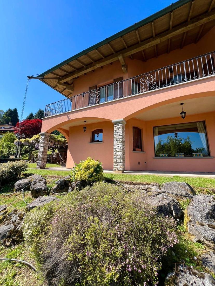 Villa in Via Miravalle, Leffe — foto 5 di 5