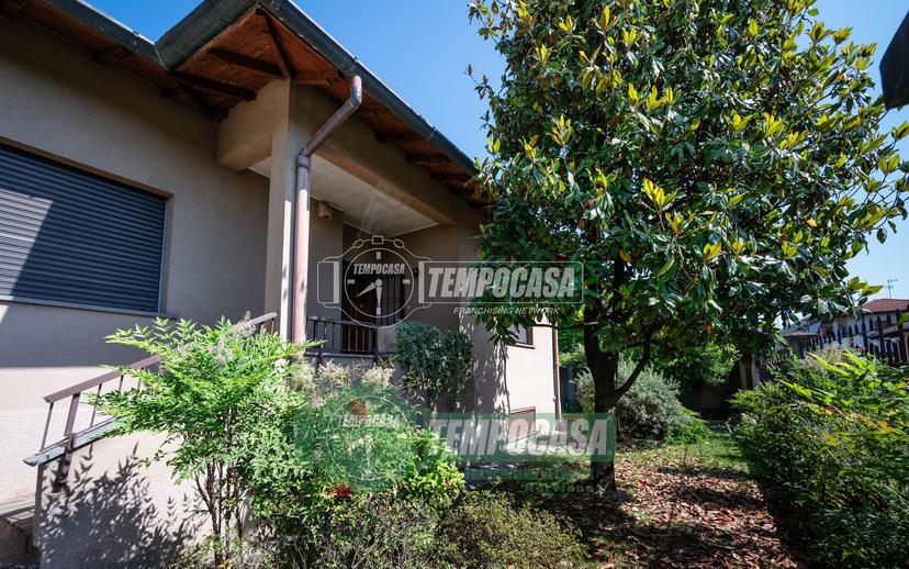 Villa in Via Bixio 12, Nerviano