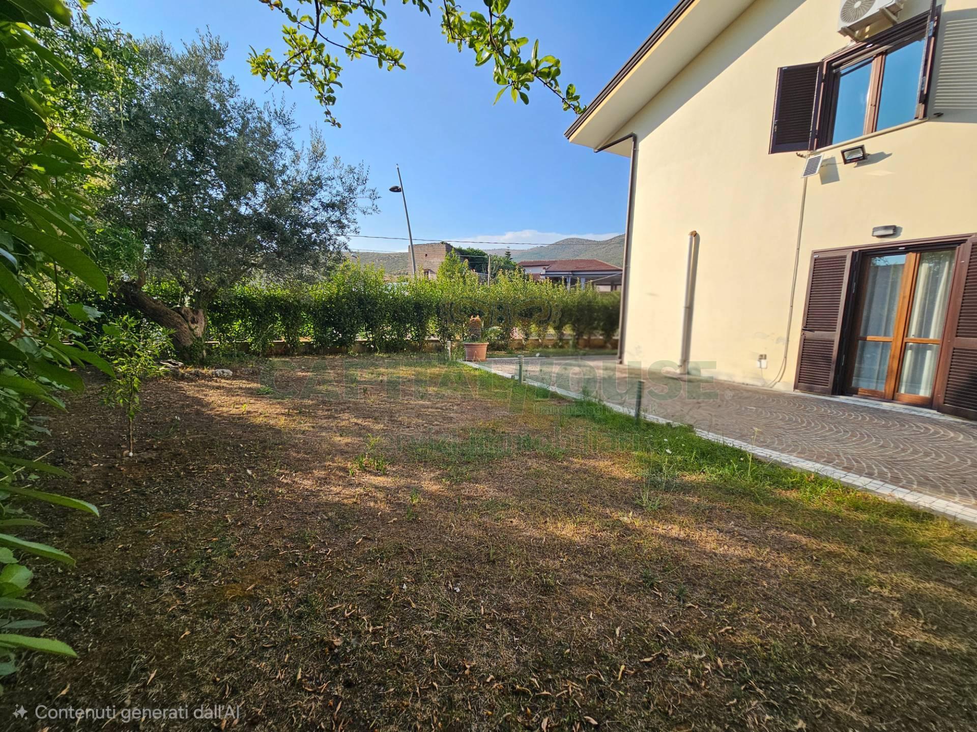 Villa in Via Falchi, Camigliano