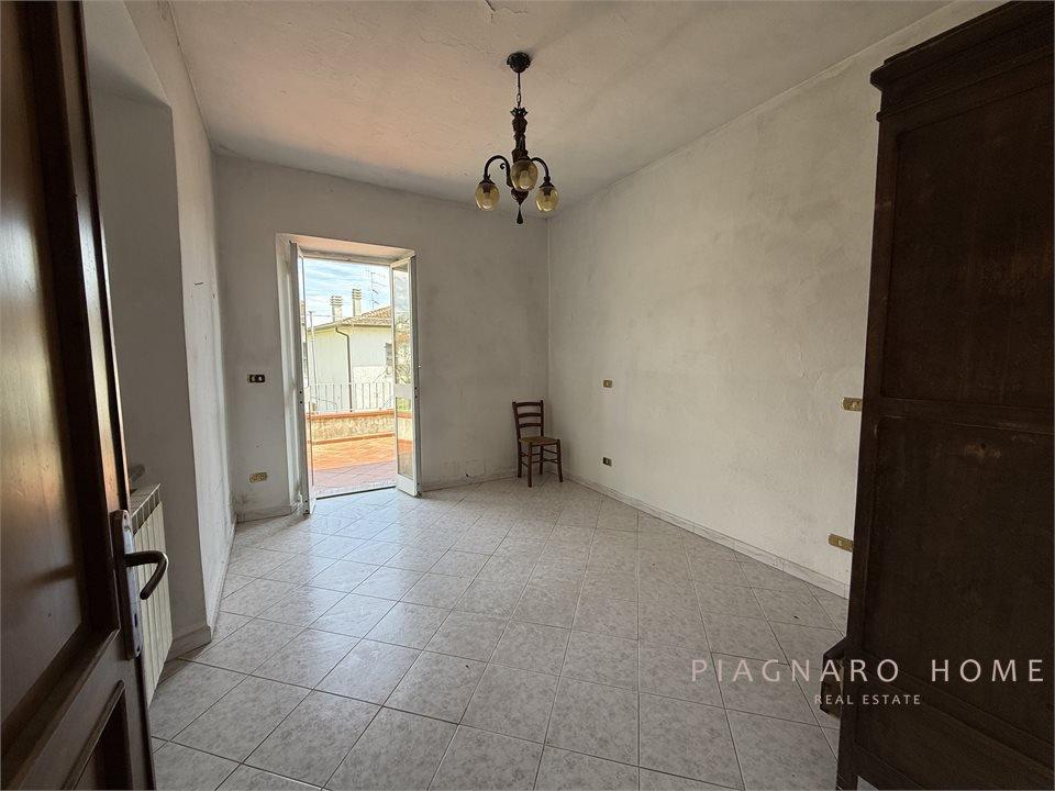 Casa indipendente in Via Canossa, Mulazzo