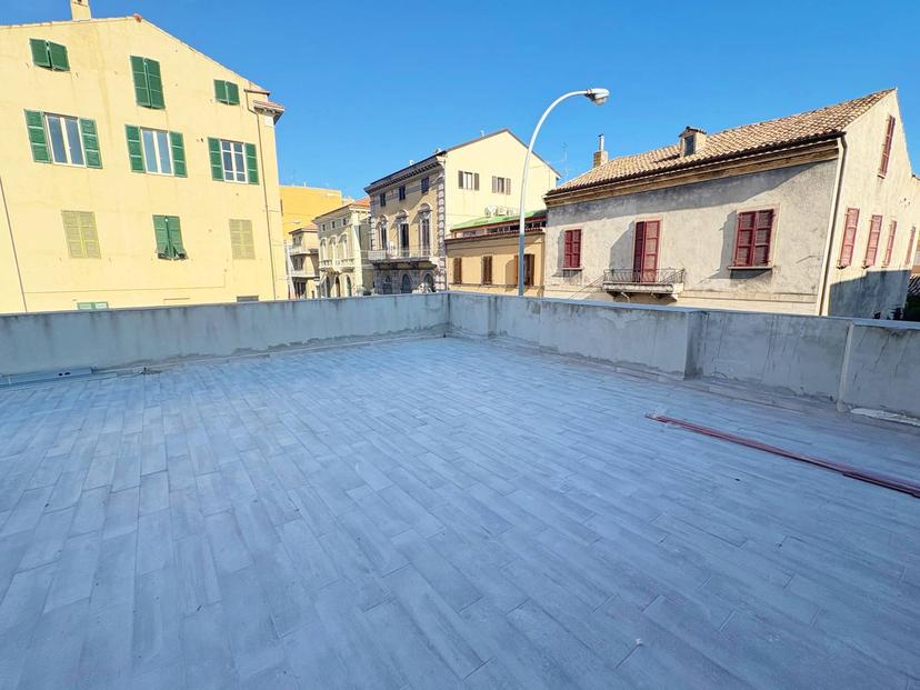 Trilocale in Corso Mazzini 89, San Benedetto del Tronto