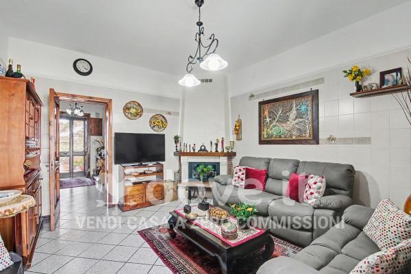 Villa in Via Marsiglio 1, Trepuzzi — foto 3 di 5