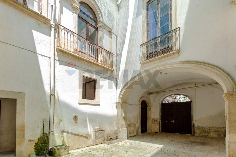 Casa indipendente in Via Ottavio  Scalfo 7 - 9 - 11, Galatina — foto 4 di 5