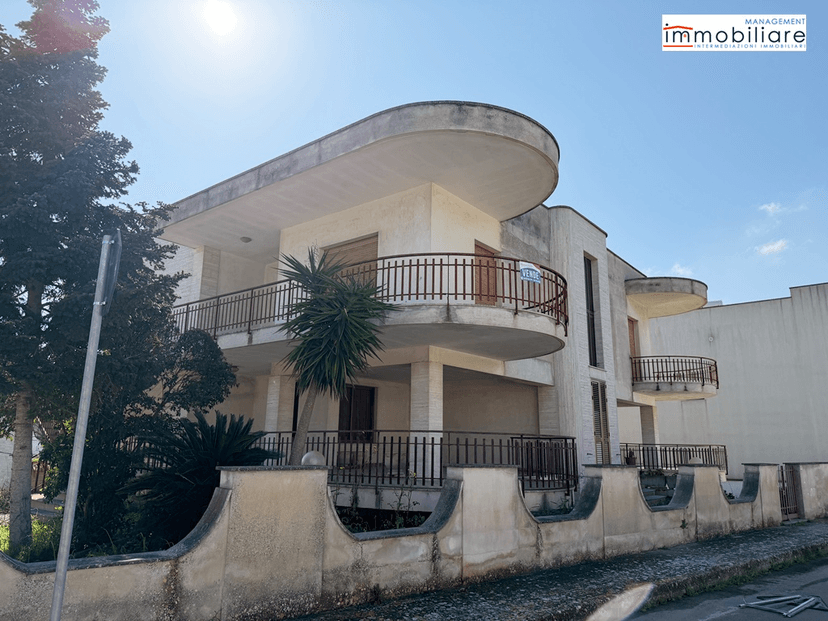 Villa in Via Fratelli Rosselli 2, Castrignano de' Greci — foto 2 di 5