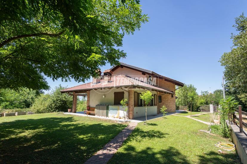 Villa in Via Don Pennanzio 27, Bra — foto 5 di 5