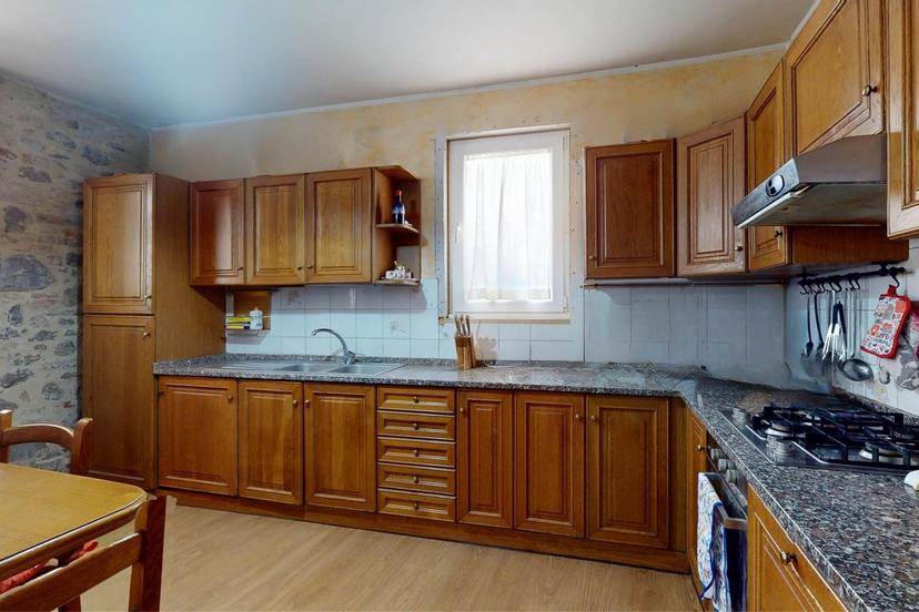Casa indipendente in Via Vecchio Castello, Bastia Umbra — foto 3 di 5