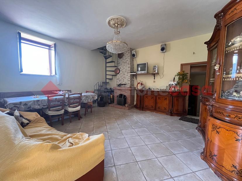 Casa indipendente in Via Roma Snc, Roccabascerana — foto 2 di 5