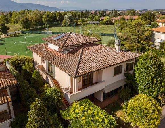 Villa in Via del Popolo, Pontedera