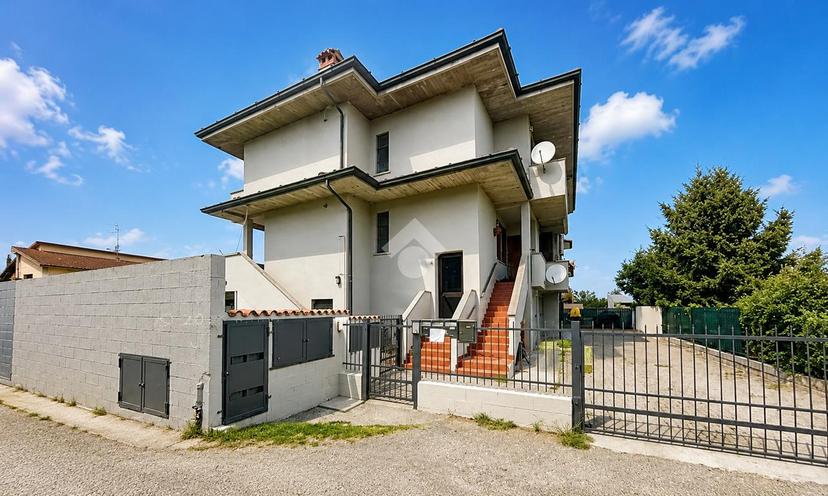 Trilocale in Via dei Platani 5, Trescore Cremasco — foto 3 di 5