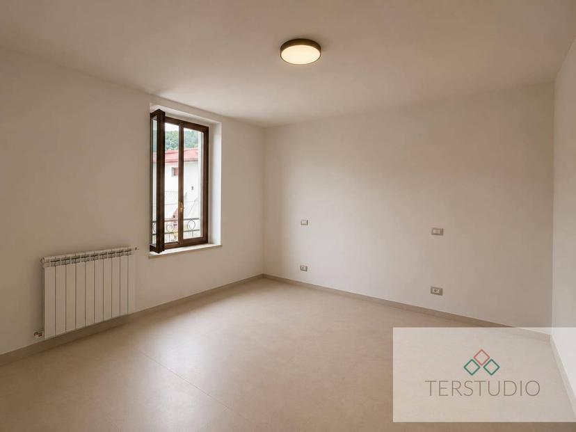 Trilocale in Via Valmora 54, Pontida — foto 3 di 5