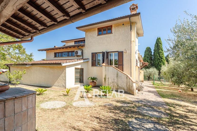 Villa unifamiliare in Via Carbonara 53, Velletri — foto 3 di 5
