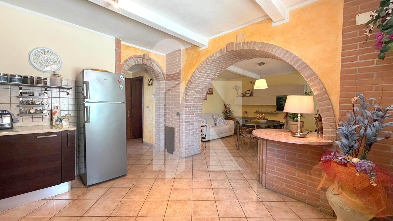 Casa indipendente, Sermide e Felonica