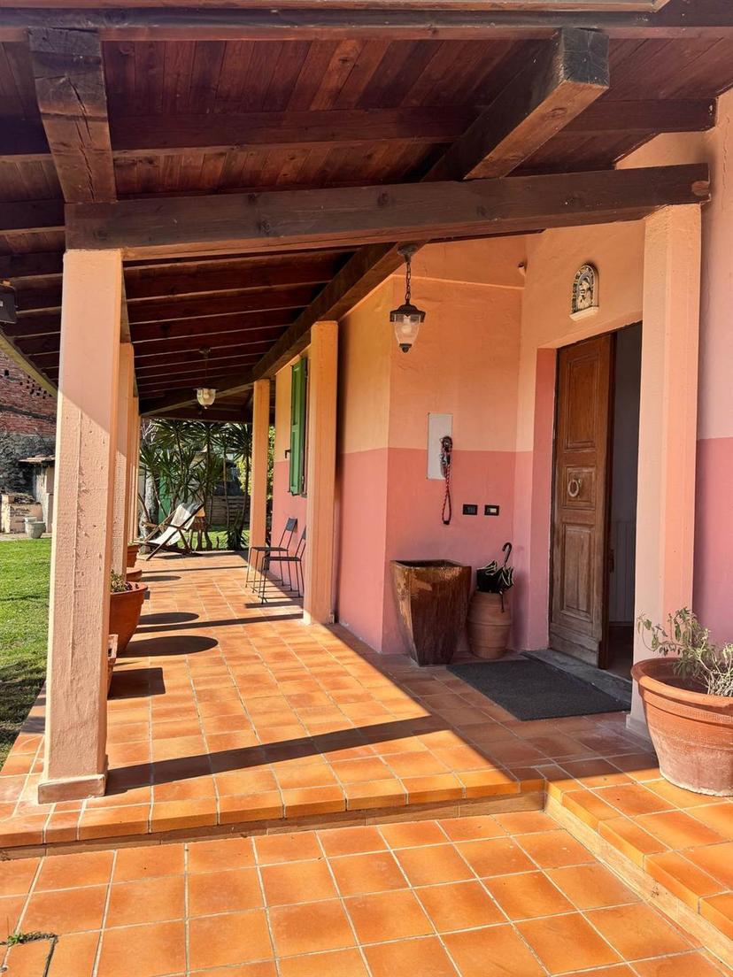 Villa in Isola, Luni — foto 3 di 5