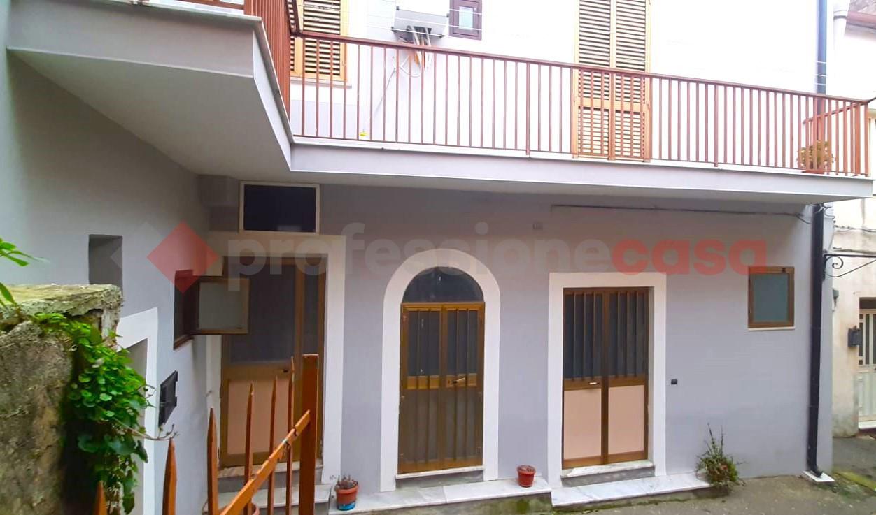 Casa indipendente in Via San Francesco 25, Mercato San Severino