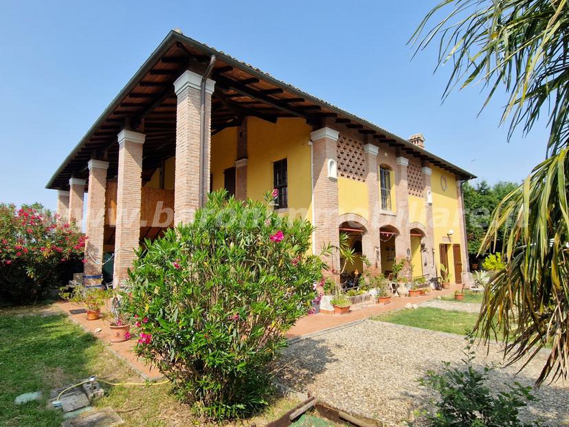 Casa colonica in Via San Lorenzo,37/1, Valsamoggia — foto 2 di 5