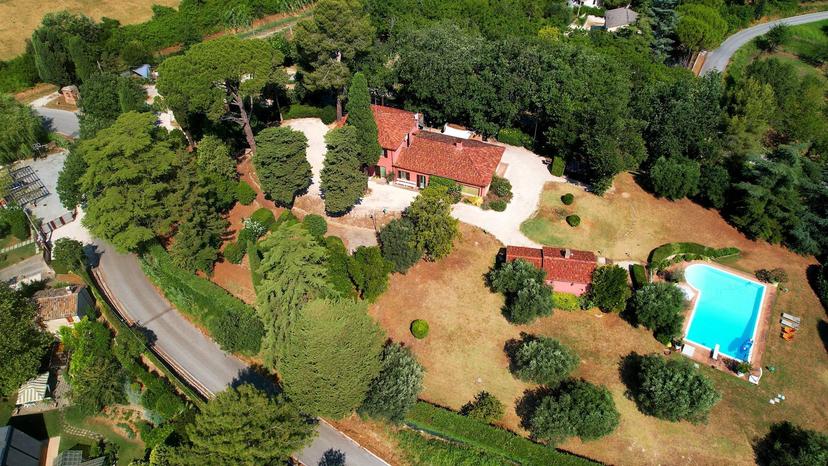Villa in Strada Provinciale dei Castelli 6, Monte Roberto
