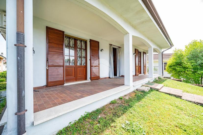 Villa in Via Bodini G. E M. 15, Castellucchio — foto 3 di 5