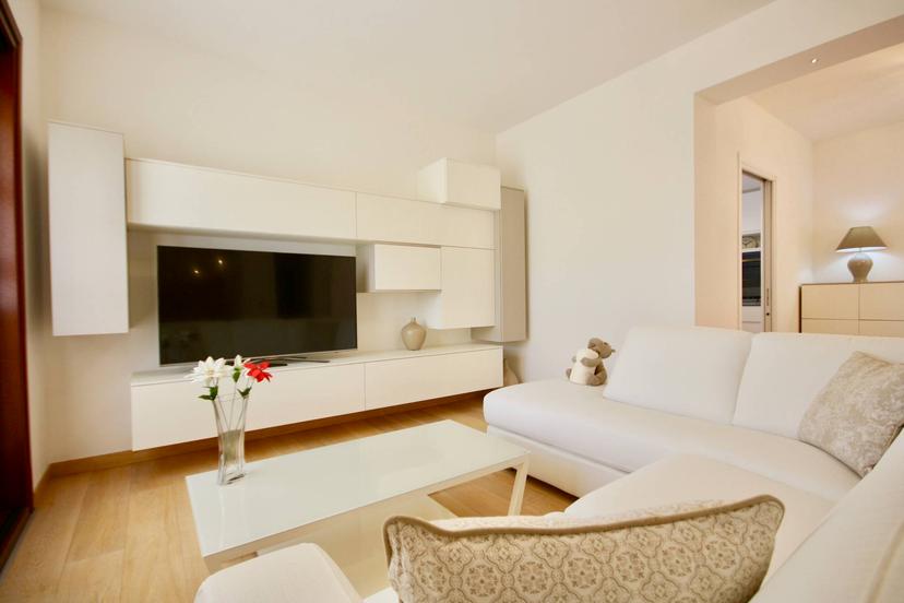 Villa in Via Ruinadas 18a, Olbia