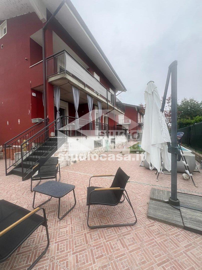 Villa bifamiliare in Via Olimpya, Torrevecchia Pia — foto 2 di 5
