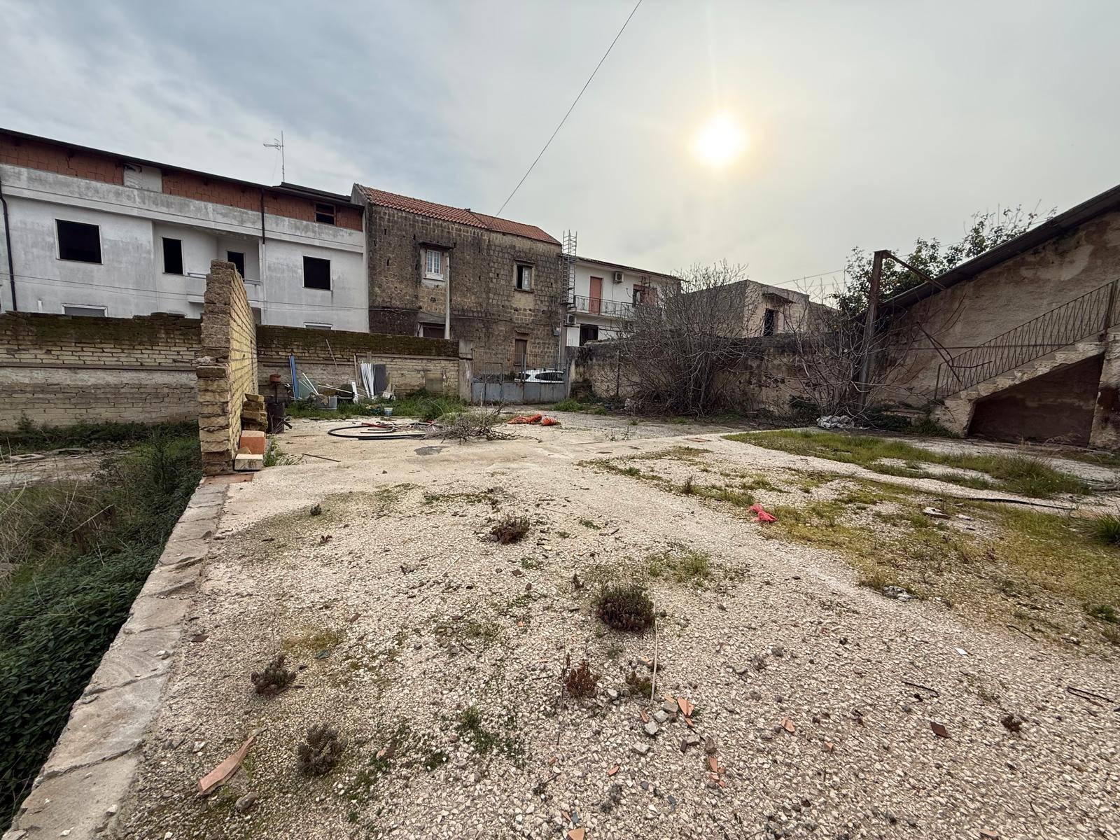 Casa indipendente in Via Leonardo da Vinci, Villa di Briano