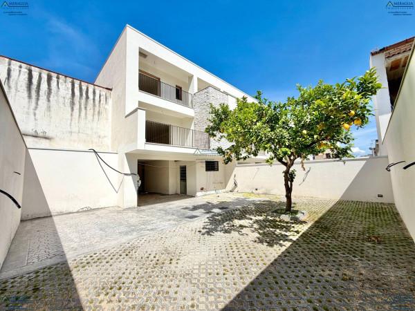 Villa a schiera in Via della Repubblica, Parete — foto 4 di 5
